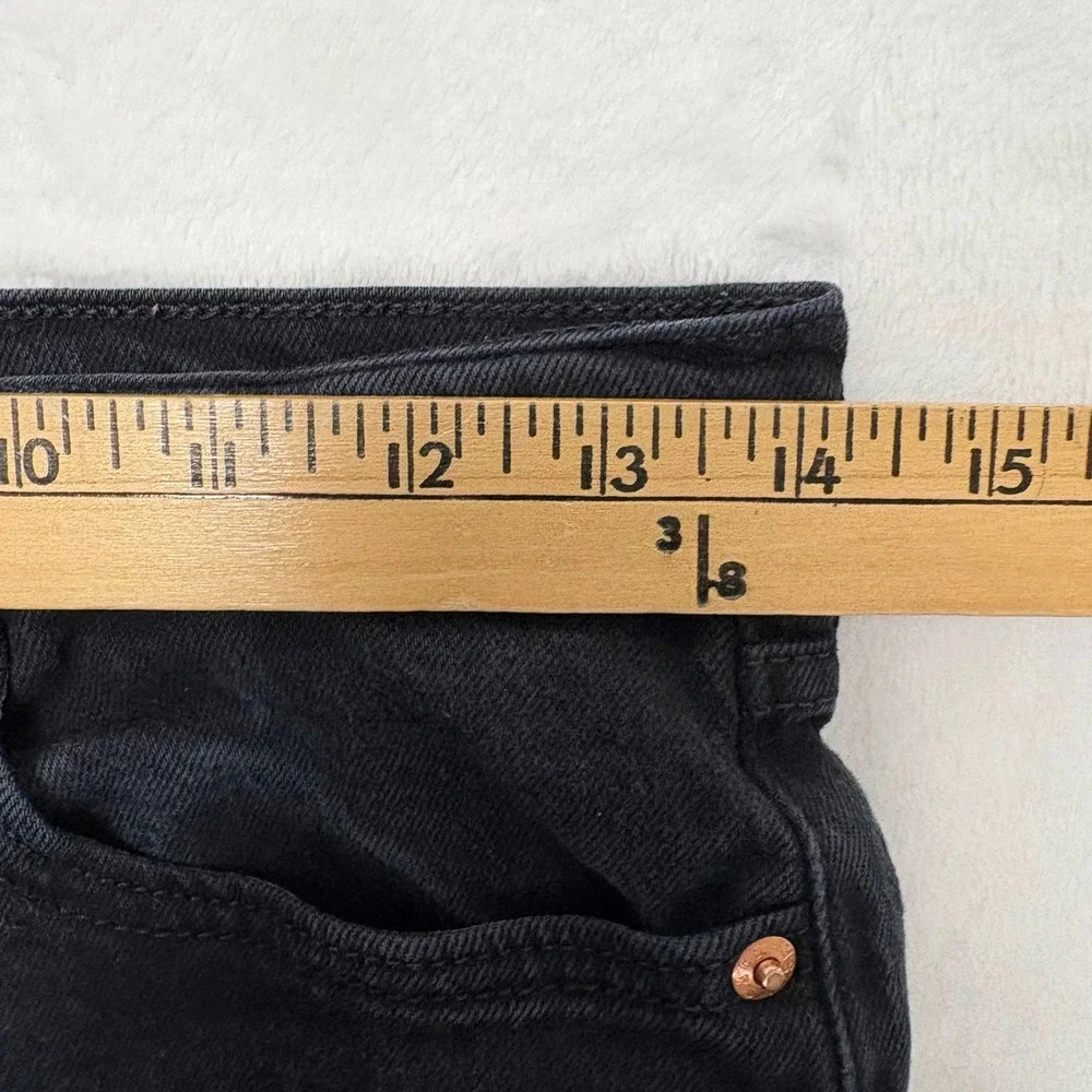 Levis Premium Wedgie Straight Jeans Black High Rise Raw Hem Womens 27 Waist
